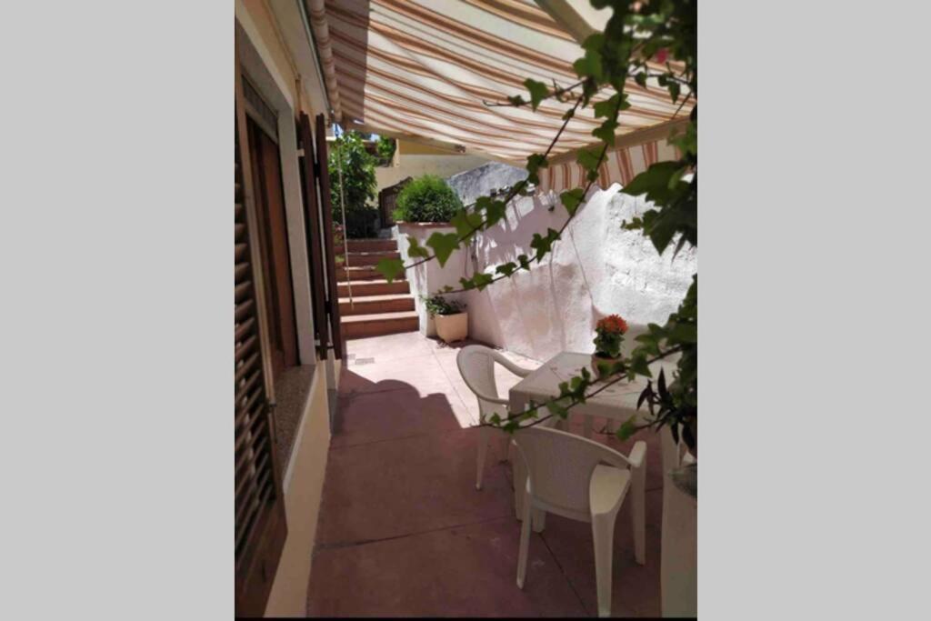 Apartmán Casa Maddalenina Con Giardino, Vicino Al Mare! La Maddalena  Exteriér fotografie